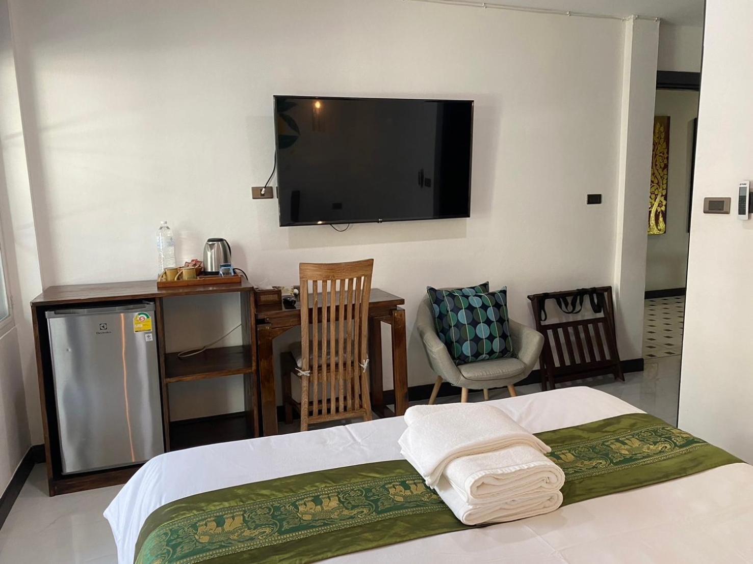 Lemon Guesthouse Чиангмай Экстерьер фото
