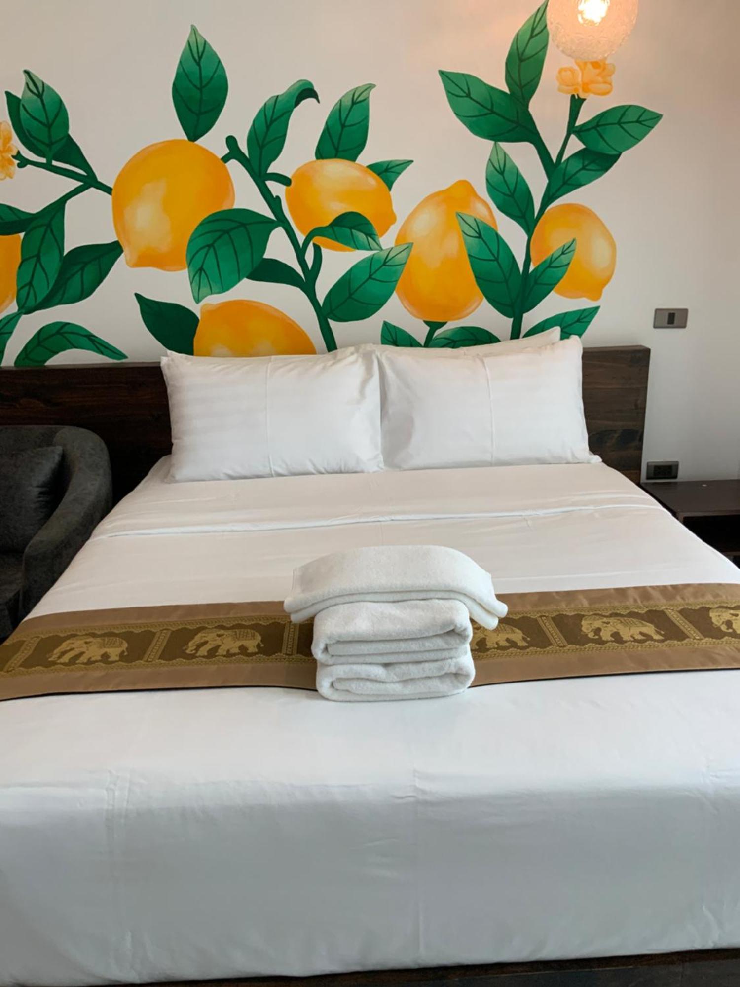 Lemon Guesthouse Чиангмай Экстерьер фото